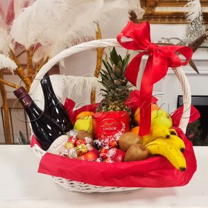 Подаръчна кошница Lindor с Вино и плодове